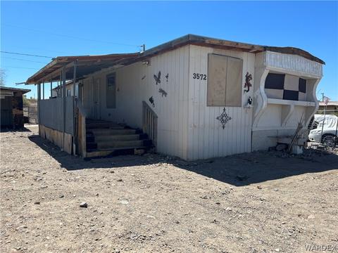 3572 Grelle St, Lake Havasu City, AZ 86404