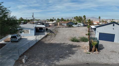 1080 Sahuaro Dr, Bullhead City, AZ 86442