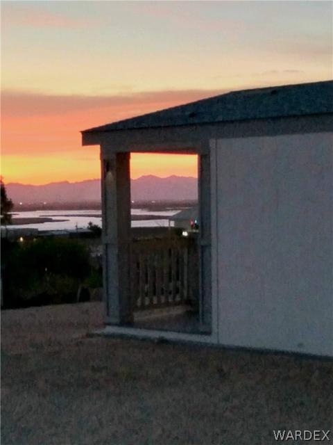 13102 S Sonoita Dr, Topock, AZ 86436