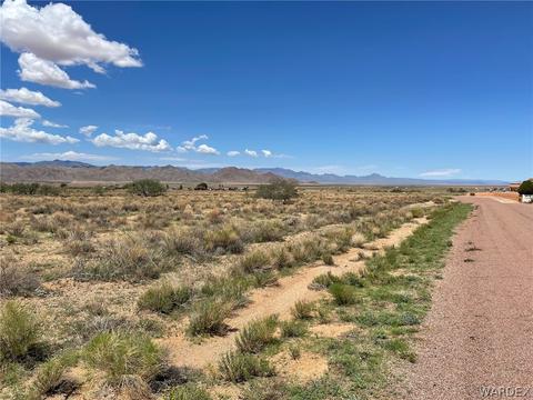 7350 E Blackjack Dr, Kingman, AZ 86401 photo 1