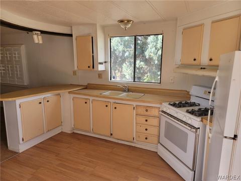 2710 E Packard Ave, Kingman, AZ 86409 photo 9