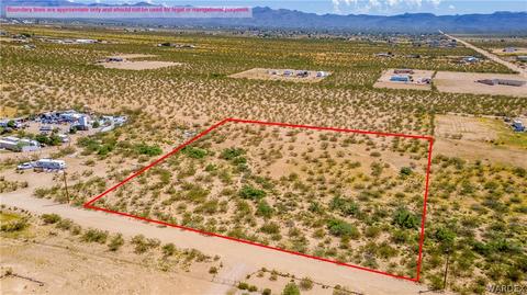 948 S Glen Canyon Rd, Golden Valley, AZ 86413