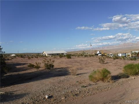 1185 E Stanton Dr, Meadview, AZ 86444 photo 1