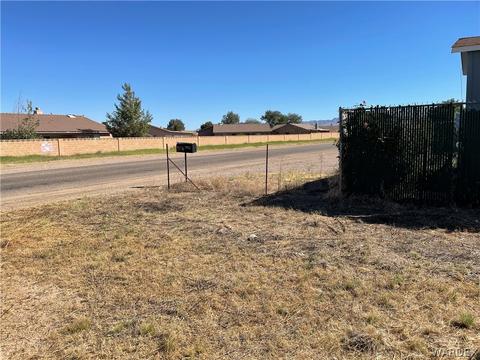3900 E Thompson Ave, Kingman, AZ 86409 photo 4