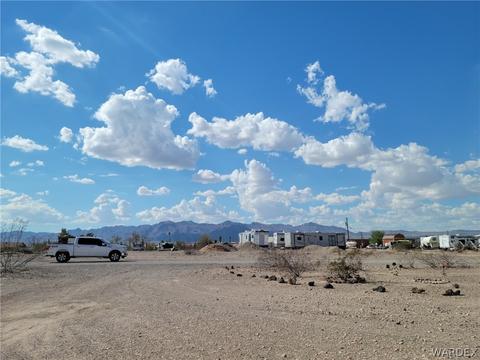 5042 S Pasadena Rd, Fort Mohave, AZ 86426