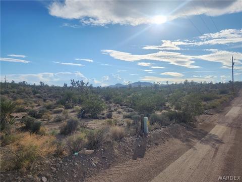 124 W Echo Dr, Meadview, AZ 86444