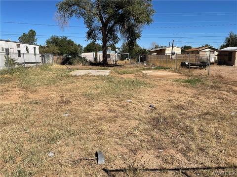 3785 E Shaeffer Ave, Kingman, AZ 86409 photo 2