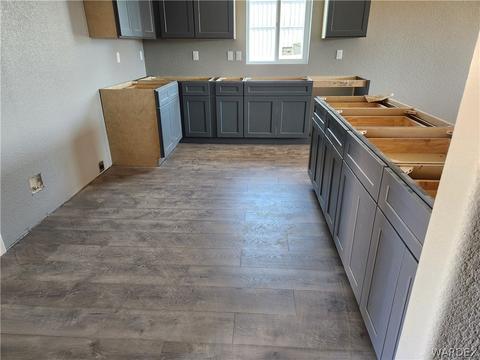 2880 E Carver Ave, Kingman, AZ 86409 photo 2
