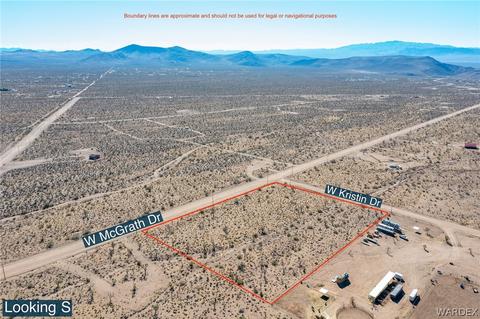 000 Kristin Dr, White Hills, AZ 86445