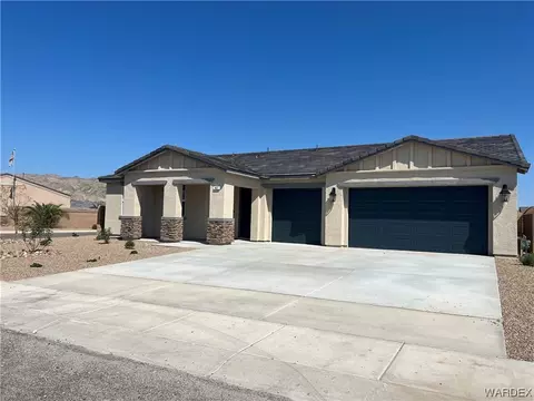 467 Downey Dr, Bullhead City, AZ 86442