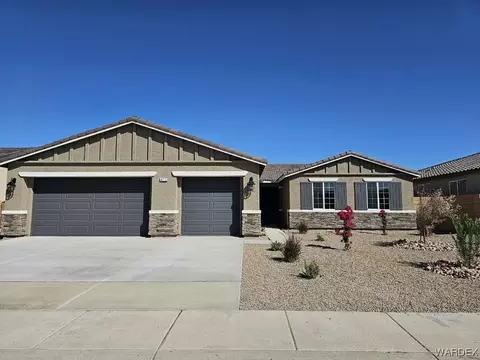 475 Downey Dr, Bullhead City, AZ 86442