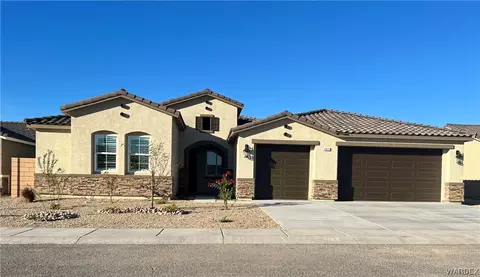 483 Downey Dr, Bullhead City, AZ 86442