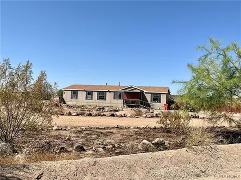 3302 Mcconnico Rd, Golden Valley, AZ 86413