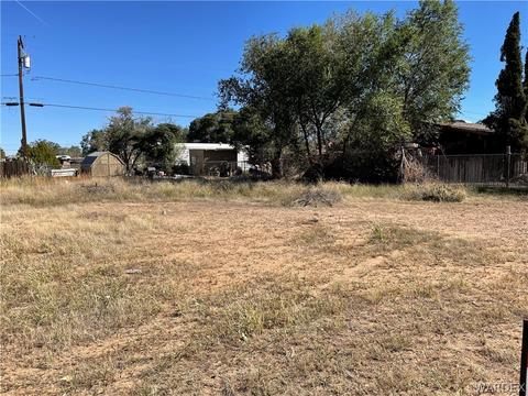 3593 E Lark Ln, Kingman, AZ 86409 photo 2