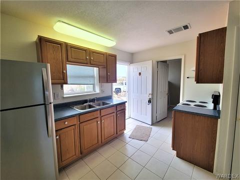 1365 E Mohawk Dr, Meadview, AZ 86444 photo 2