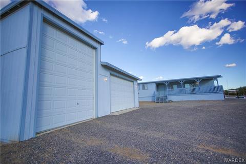 4585 E Knox Dr, Topock, AZ 86436