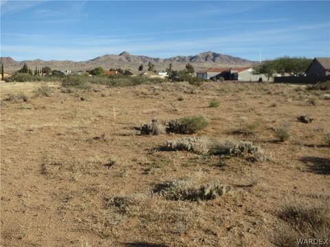 7921 E Saddleback Dr, Kingman, AZ 86401 photo 4
