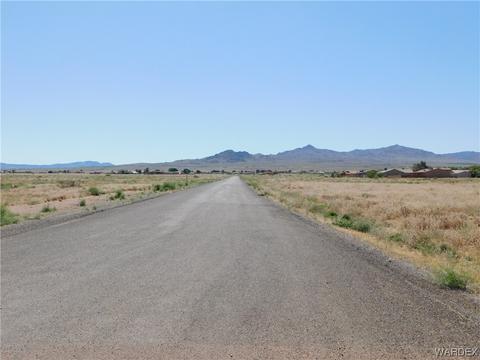 7056 E Blackjack Dr, Kingman, AZ 86401 photo 9