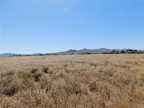 000 E Winchester Dr, Kingman, AZ 86409 photo 3