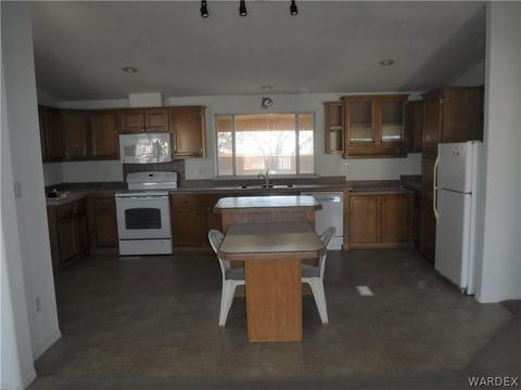 30310 N Haystack Dr, Meadview, AZ 86444 photo 13