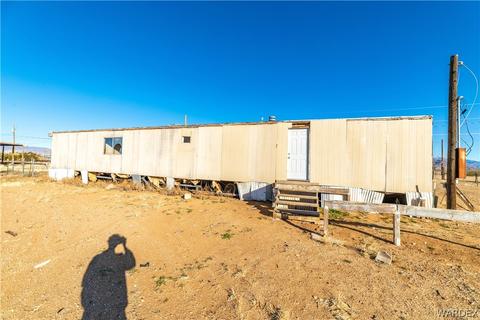 423 S Magma Rd, Golden Valley, AZ 86413