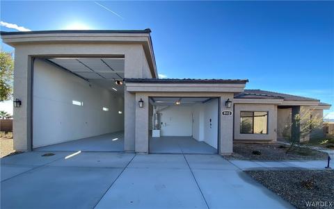 9112 Saguaro Cir, Mohave Valley, AZ 86440