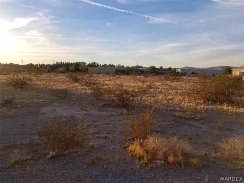 1920 E Hammer Ln, Fort Mohave, AZ 86426