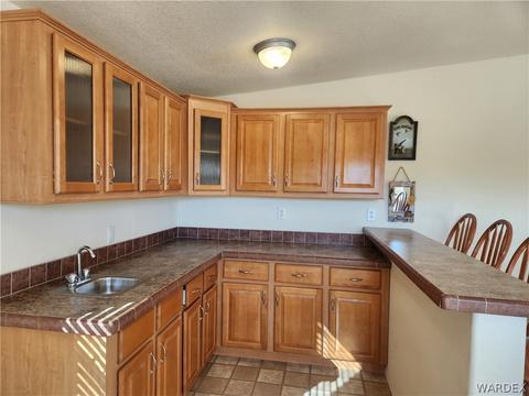 285 W Haystack Dr, Meadview, AZ 86444 photo 6