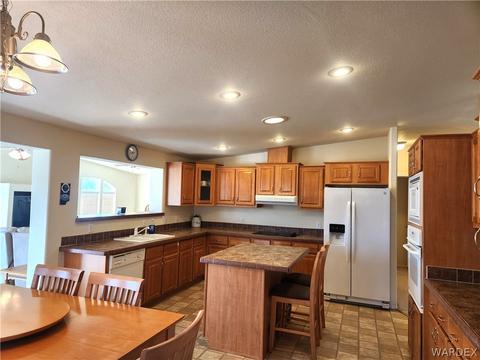 285 W Haystack Dr, Meadview, AZ 86444 photo 15