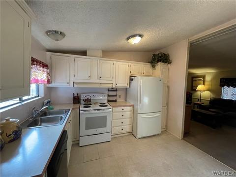 3085 E Thompson Ave, Kingman, AZ 86409 photo 14