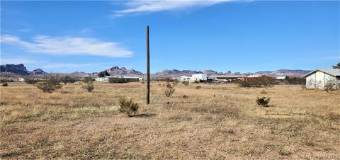 1411 S Cordes Rd, Golden Valley, AZ 86413