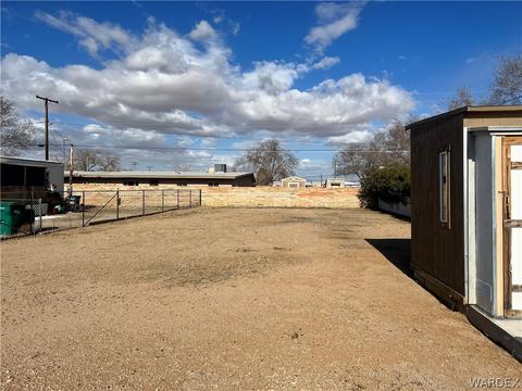 3621 E Robin Ln, Kingman, AZ 86409 photo 5