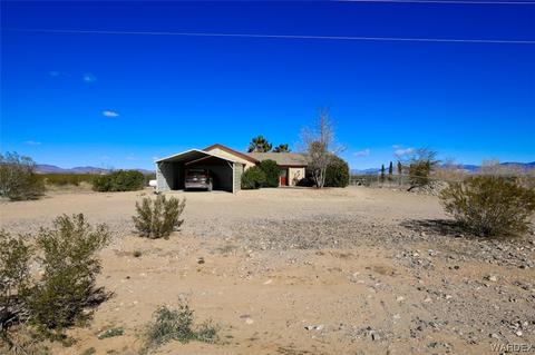 6861 W Bolsa Dr, Golden Valley, AZ 86413