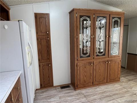 2760 E Devlin Ave, Kingman, AZ 86409 photo 8