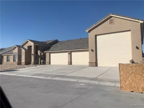6077 S Sutter Ave, Fort Mohave, AZ 86426
