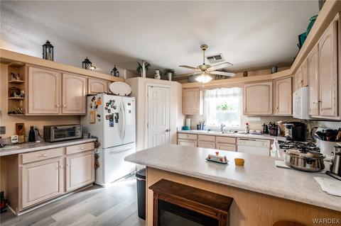 3864 E Packard Ave, Kingman, AZ 86409 photo 16