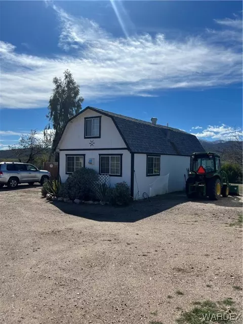 19167 S Cholla Canyon Ranch Rd, Wikieup, AZ 85360