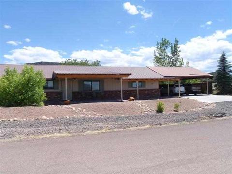 1429 E First Ave, Eagar, AZ 85925 photo 2