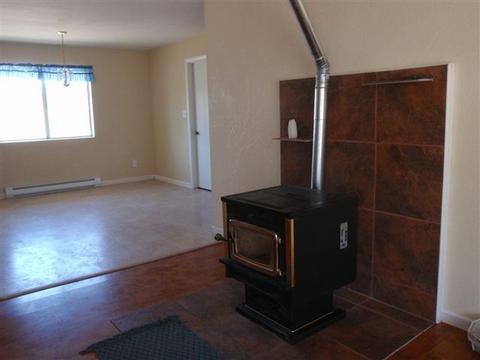 131 W 3rd Ave, Eagar, AZ 85925 photo 5