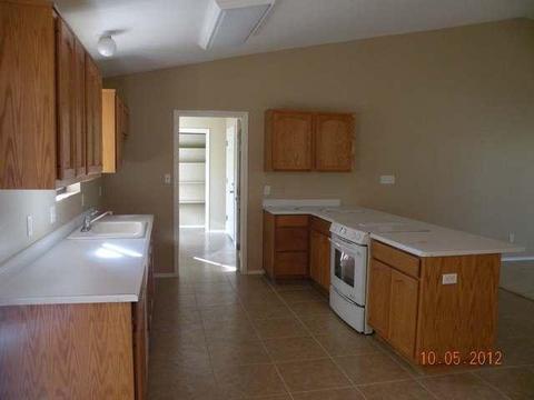 2247 Roundabout, Overgaard, AZ 85933 photo 2