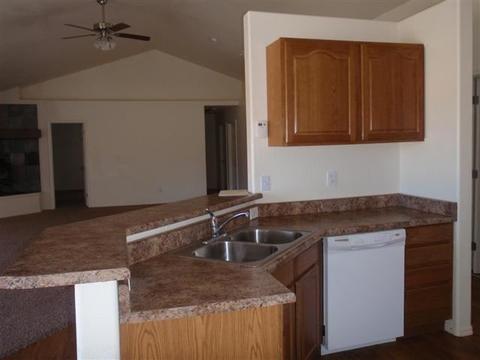 182 N Divot Dr, Eagar, AZ 85925 photo 4