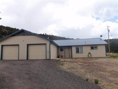 585 E 11th Ln, Eagar, AZ 85925 photo 2