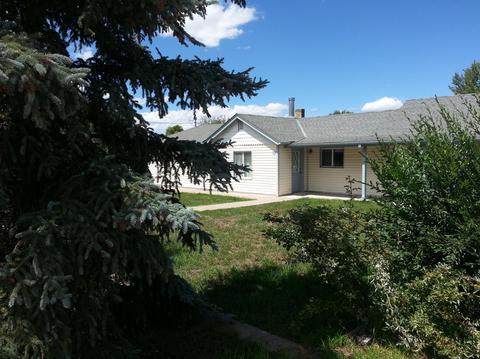 226 E Central Ave, Eagar, AZ 85925 photo 2