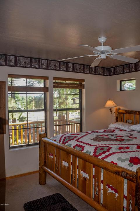 2729 Covered Wagon Trl, Overgaard, AZ 85933 photo 28