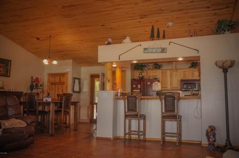 2729 Covered Wagon Trl, Overgaard, AZ 85933 photo 12