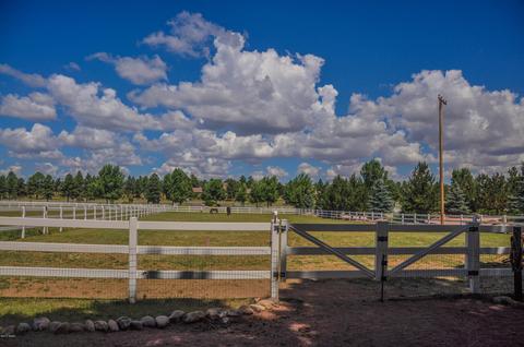 2729 Covered Wagon Trl, Overgaard, AZ 85933 photo 50