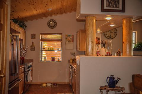 2729 Covered Wagon Trl, Overgaard, AZ 85933 photo 21