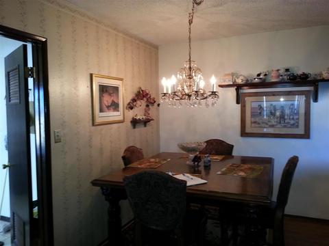 594 E Central Ave, Eagar, AZ 85925 photo 7