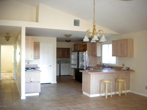 2746 Pine View Ct, Overgaard, AZ 85933 photo 2