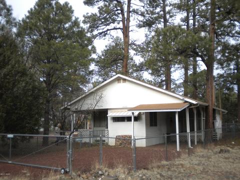 2052 Chipmunk Xing, Overgaard, AZ 85933 photo 1